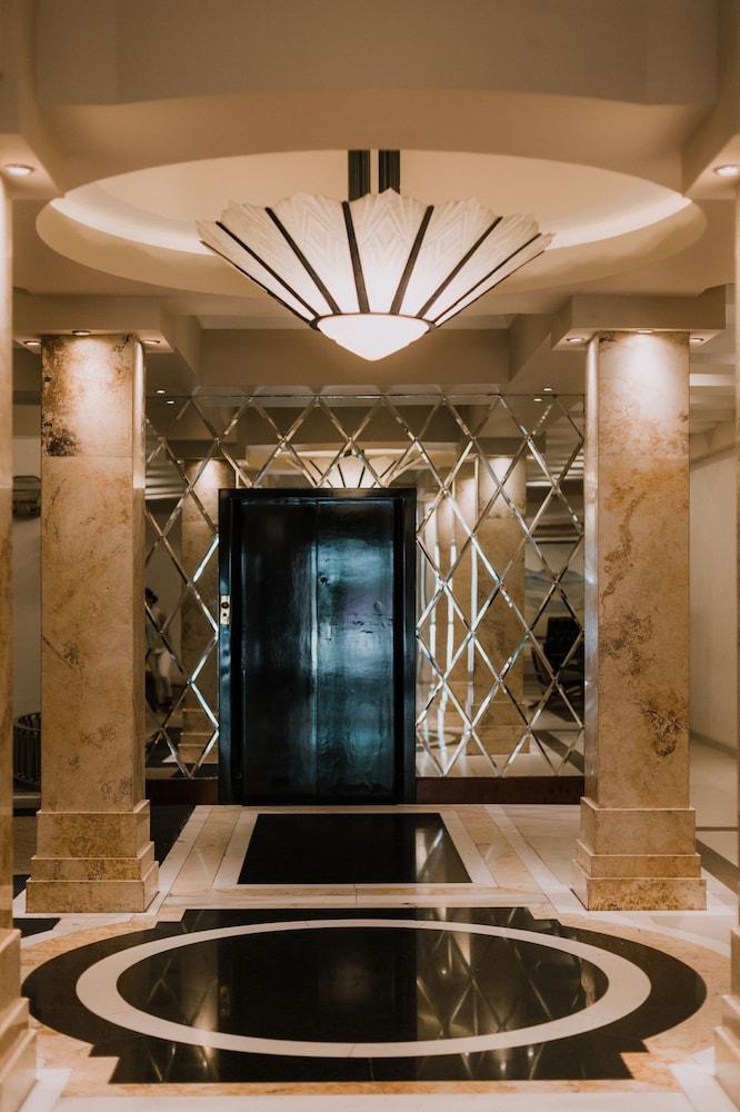 Hotel לאון מראה חיצוני תמונה