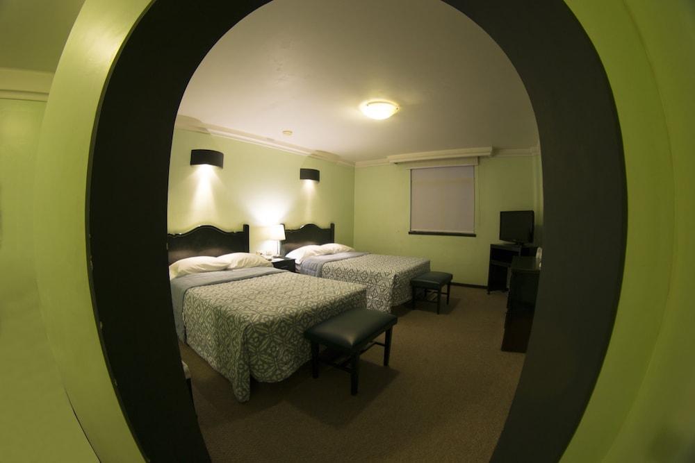 Hotel לאון מראה חיצוני תמונה