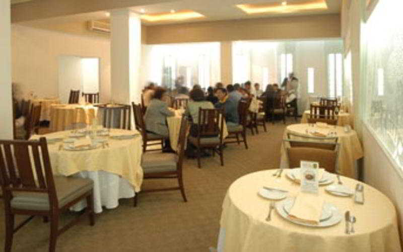 Hotel לאון מראה חיצוני תמונה