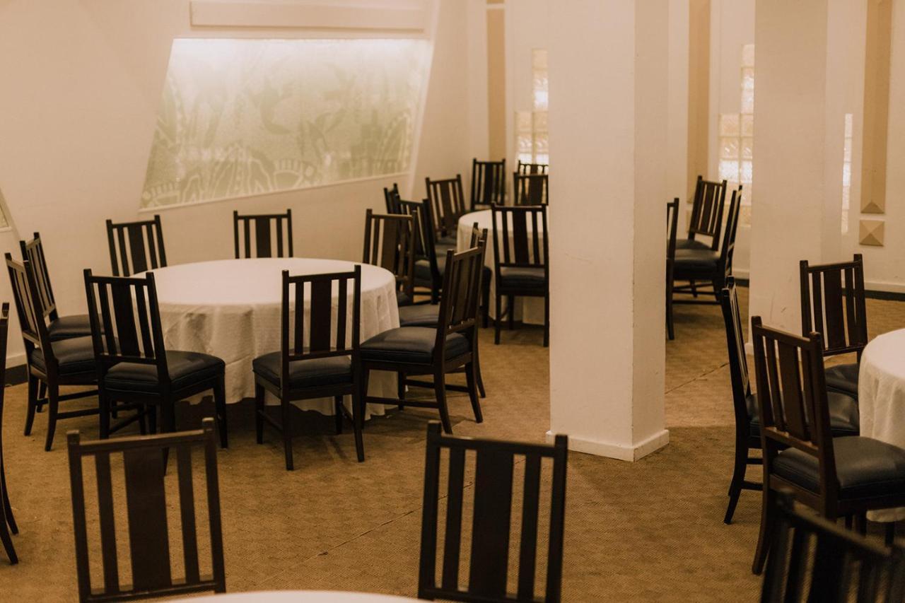 Hotel לאון מראה חיצוני תמונה