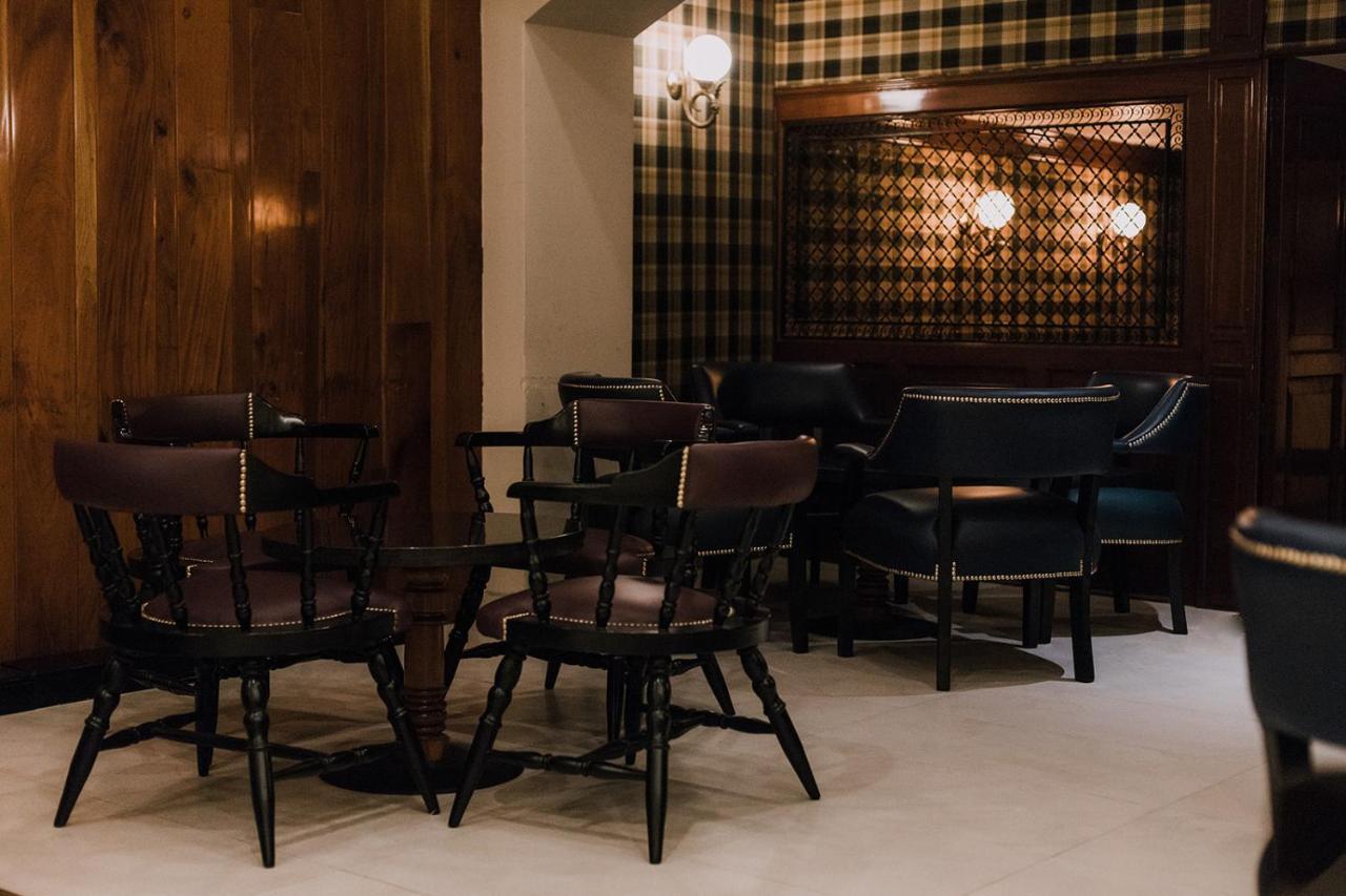 Hotel לאון מראה חיצוני תמונה